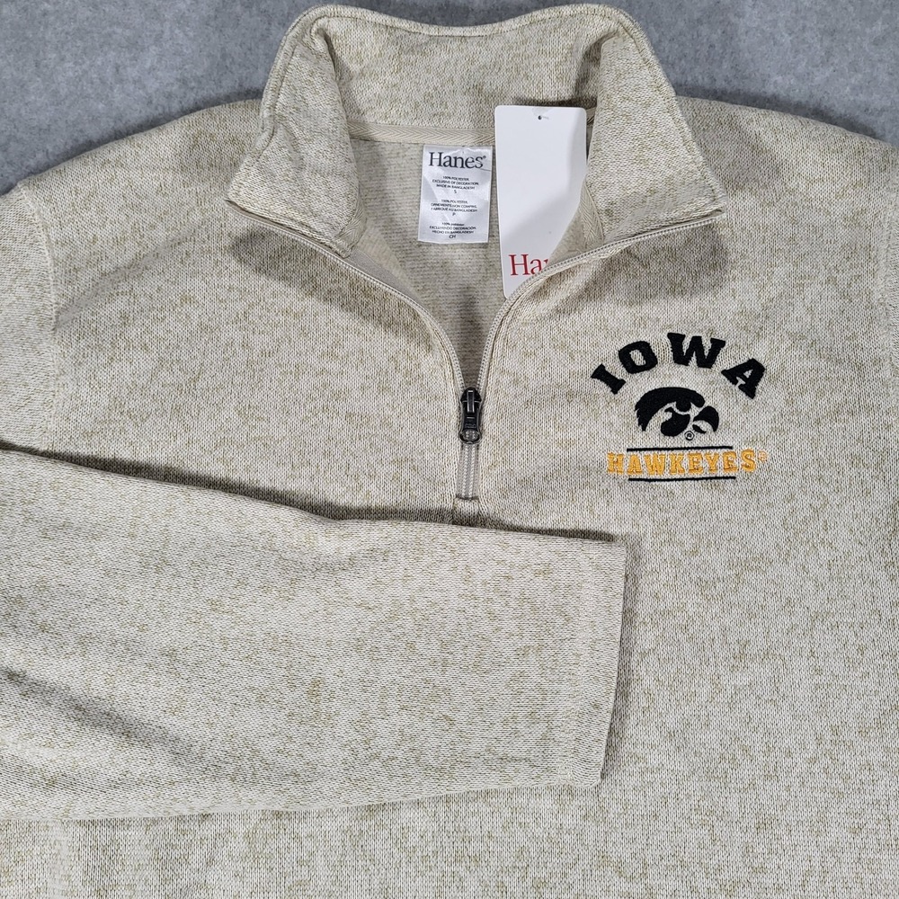 Iowa Hawkeyes 1/4 Zip Long Sleeve Fleece Hanes Mens Small Cream Embroidered Logo